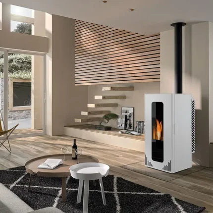 Poêle à granulés carré acier blanc nettoyage automatique haut de gamme – ICONIC C 8,5 kW